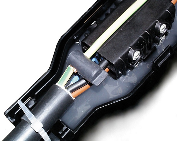 BOITE JONCTION GELBOX 25-5 - 5 CONDUCTEURS DE 6 A 16² + CONNECTEURS